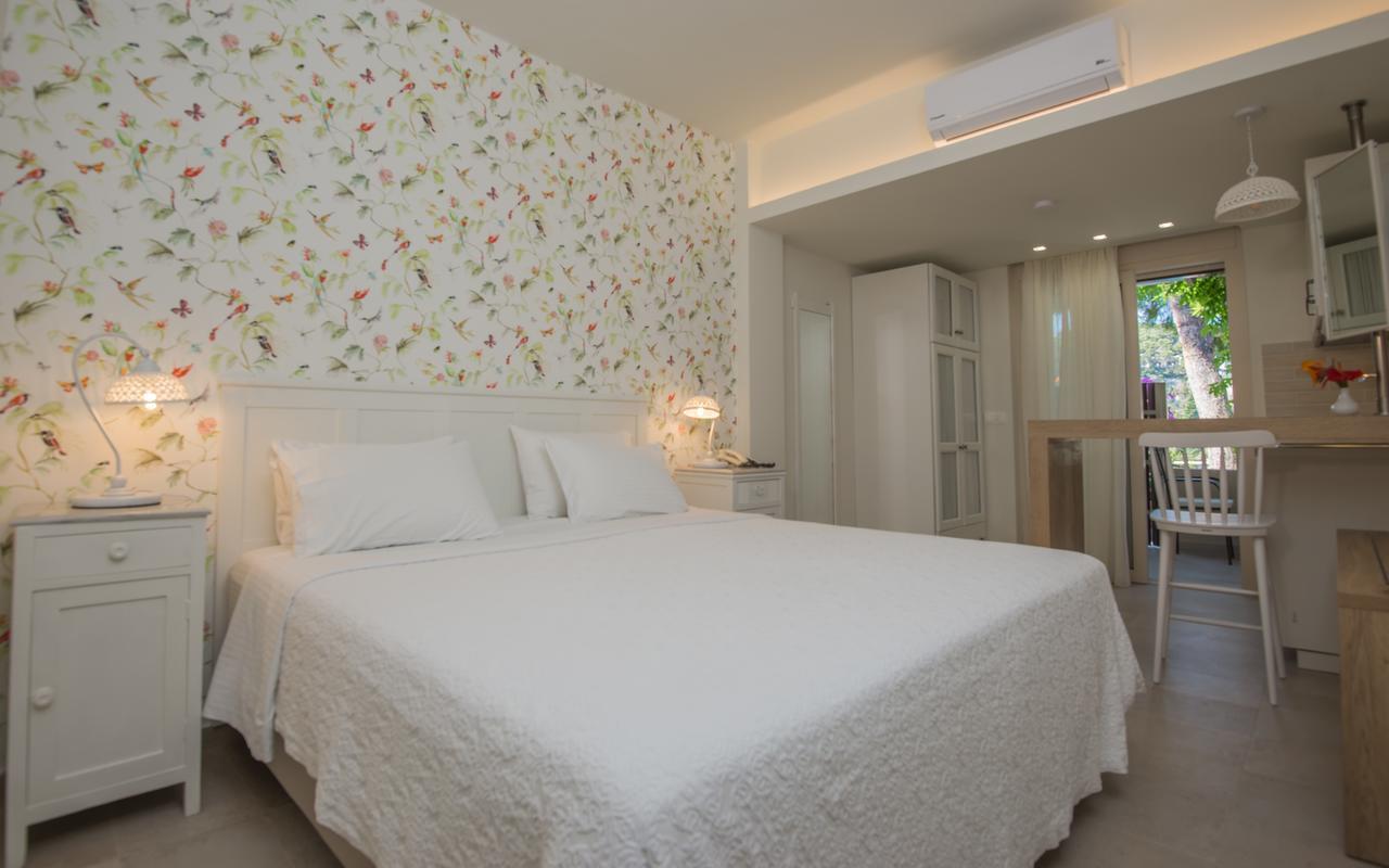 Liadromia Hotel Patitiri  Ngoại thất bức ảnh